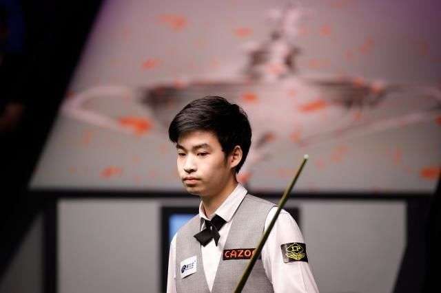 戴维：很高兴能为球队带来三分，斯帕莱蒂是位要求很高的教练