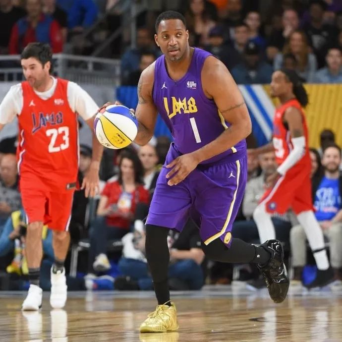 上海女排虽 上海女排虽